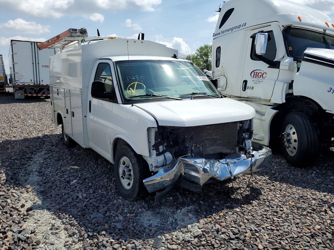 GMC Savana Cutaway G3500
