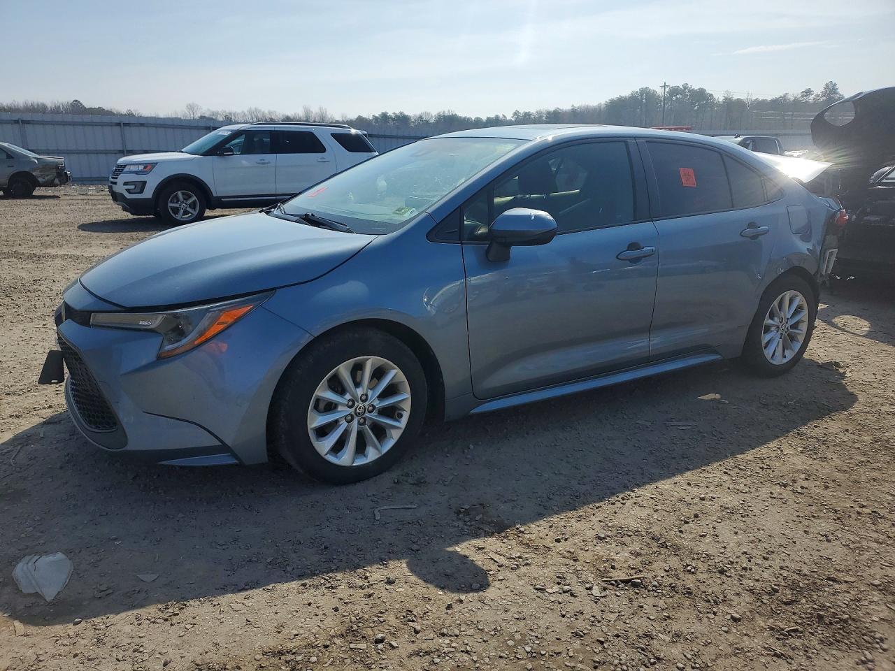 Salvage Toyota Corolla Image