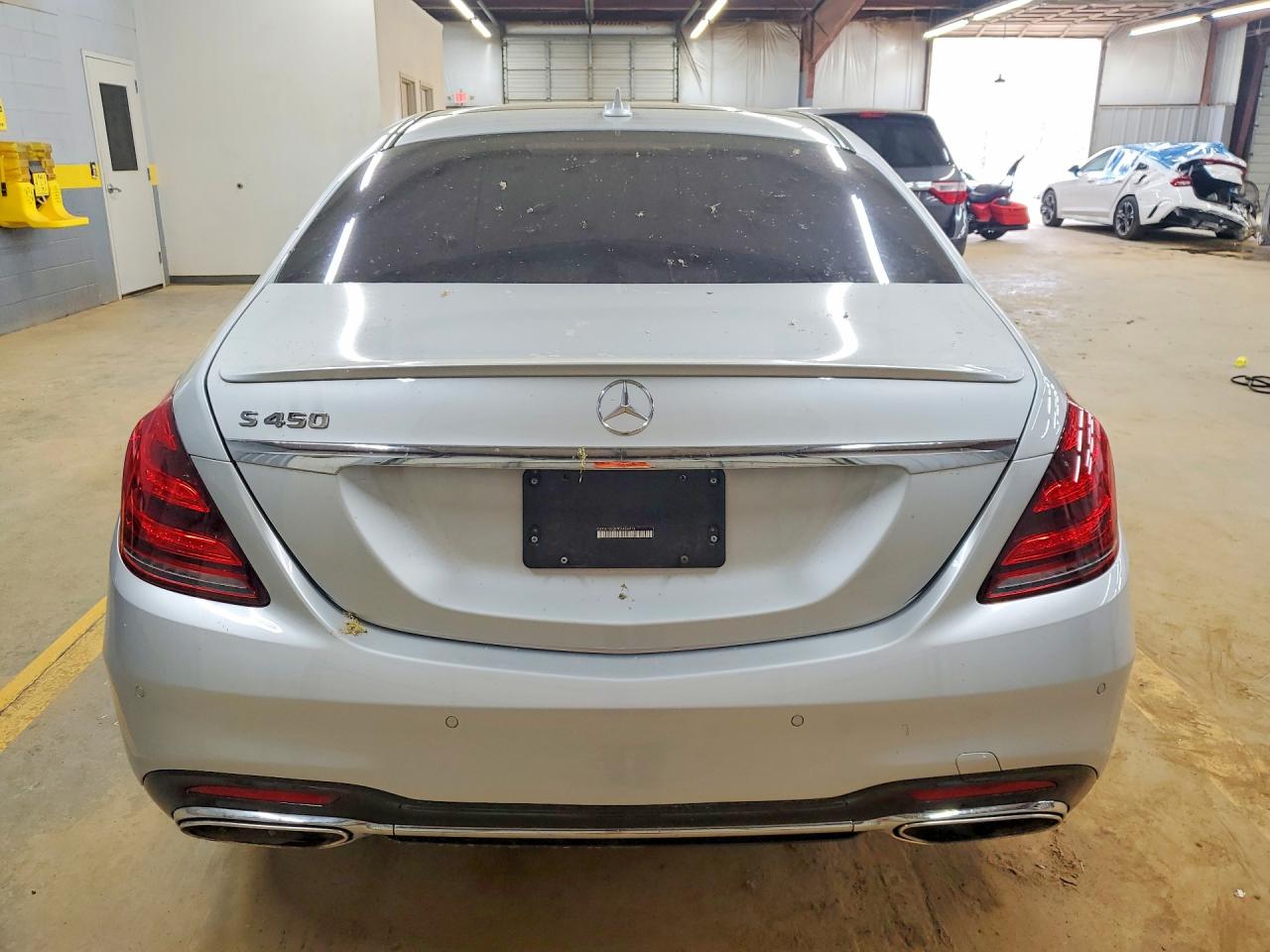 Mercedes-Benz S-Class 450