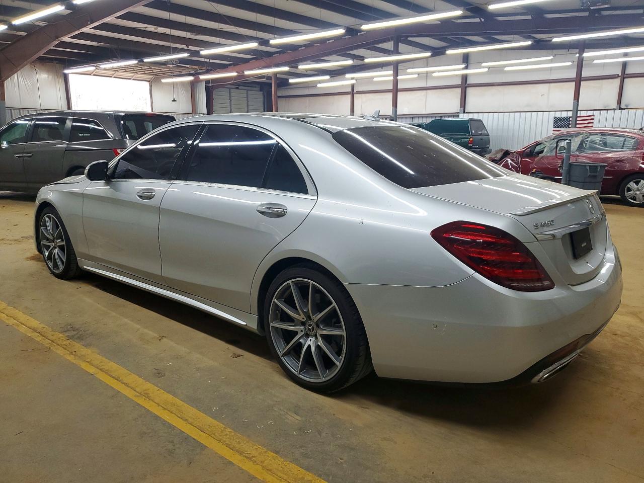Mercedes-Benz S-Class 450