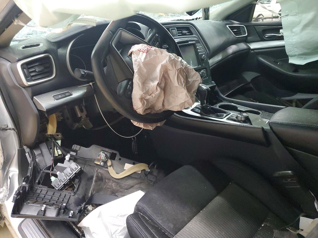 Nissan Maxima 3.5s