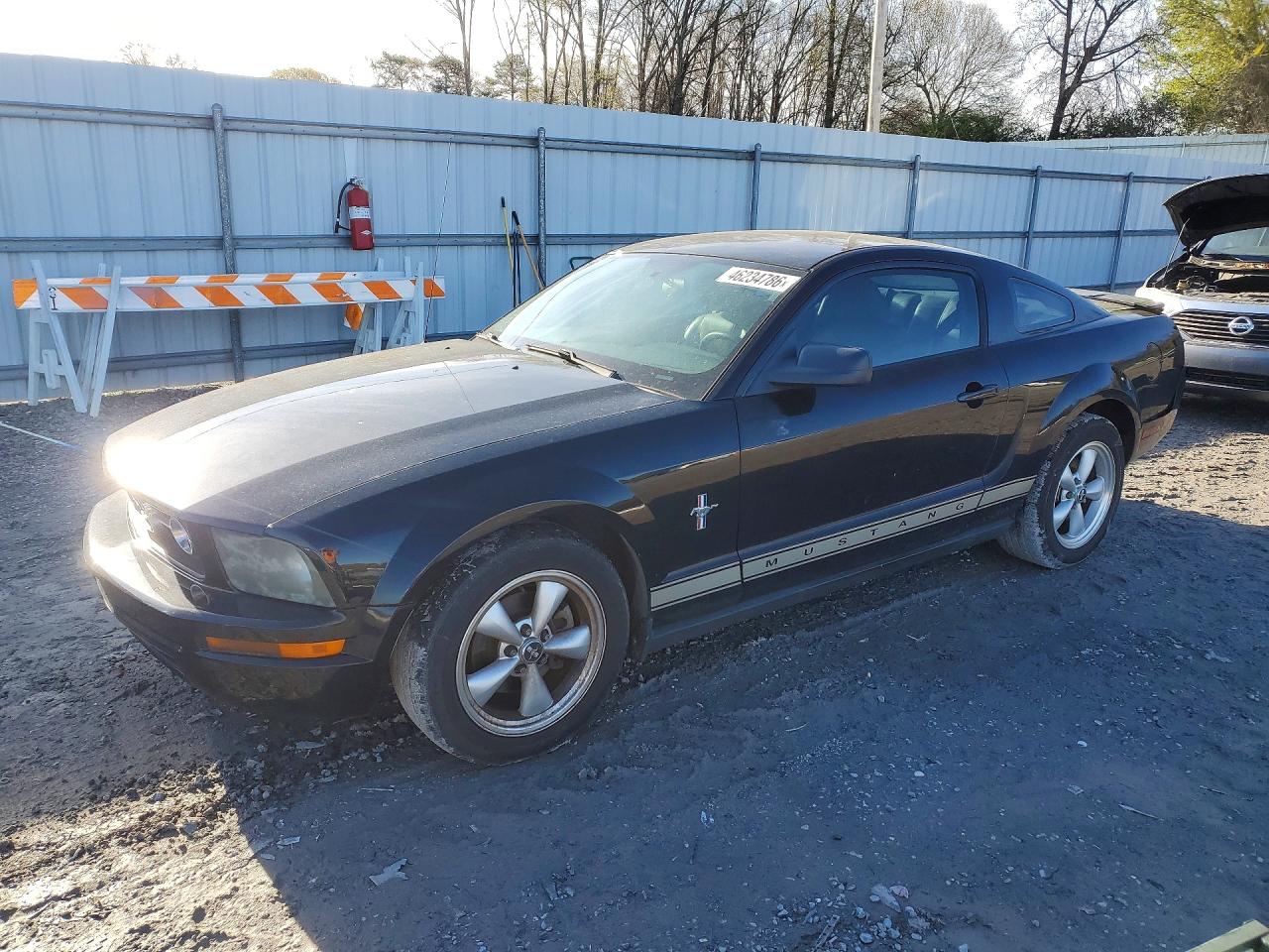 Salvage Ford Mustang Image