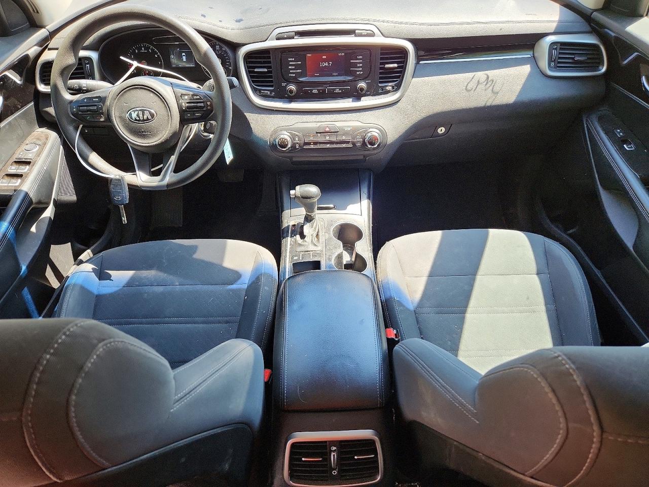 Kia Sorento Lx V6
