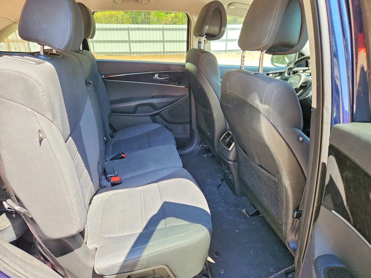 Kia Sorento Lx V6