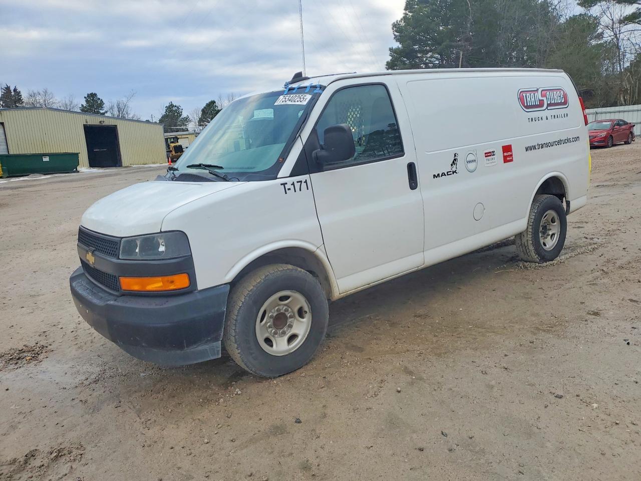 Salvage Chevrolet Express Image