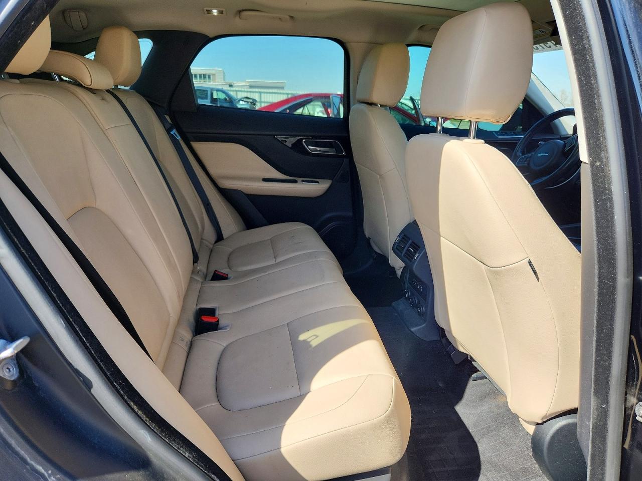 Jaguar F-PACE Premium