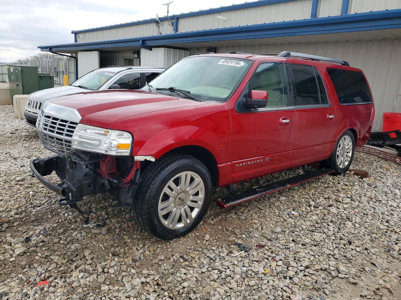 Salvage Lincoln Navigator Image