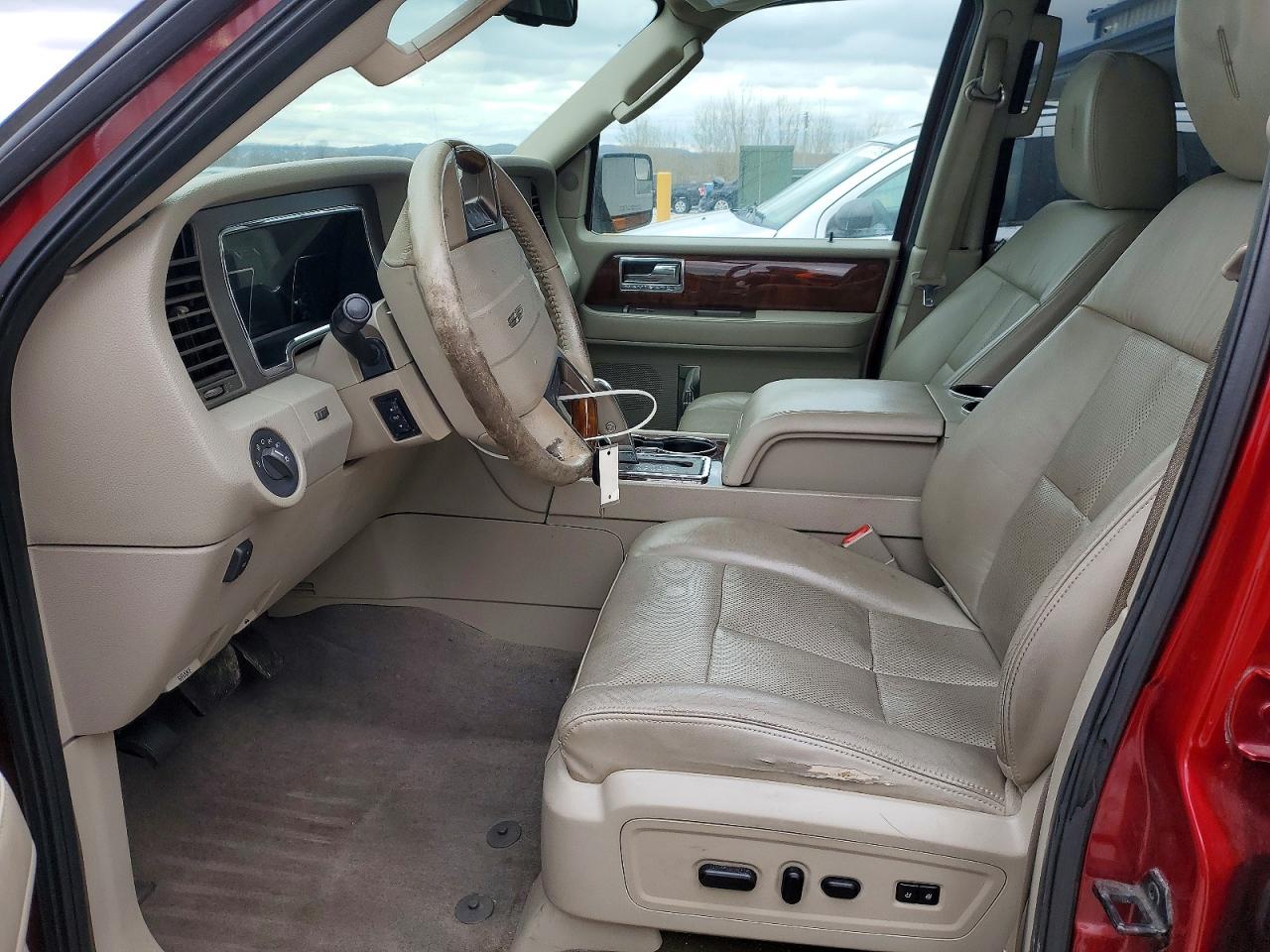 Lincoln Navigator L