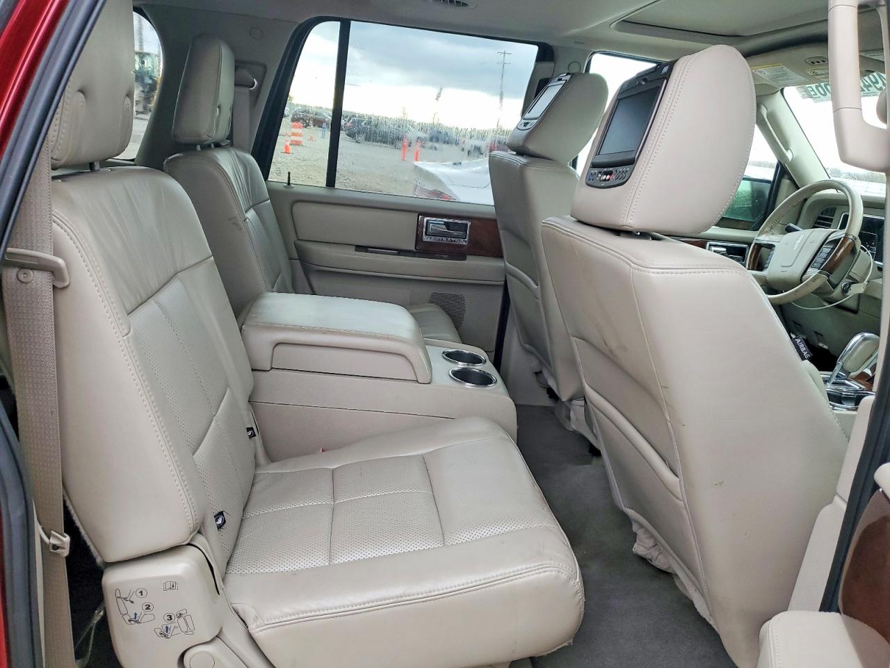 Lincoln Navigator L