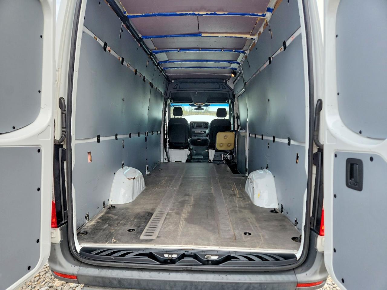 Mercedes-Benz Sprinter 2500