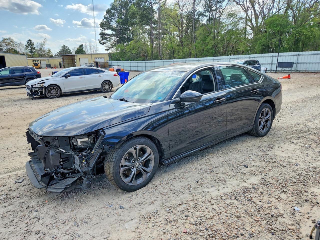 Salvage Honda Accord Image