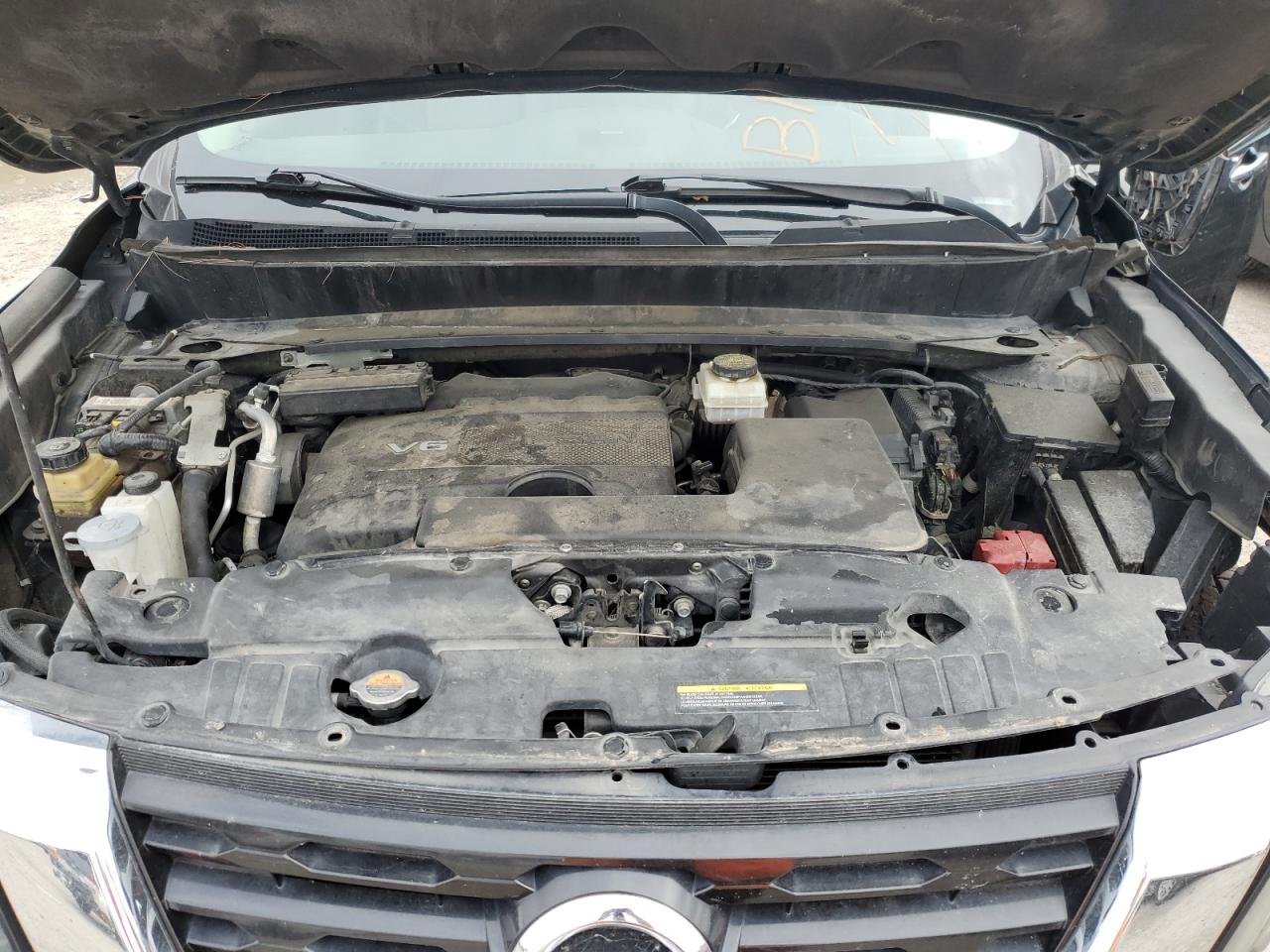 Nissan Pathfinder S