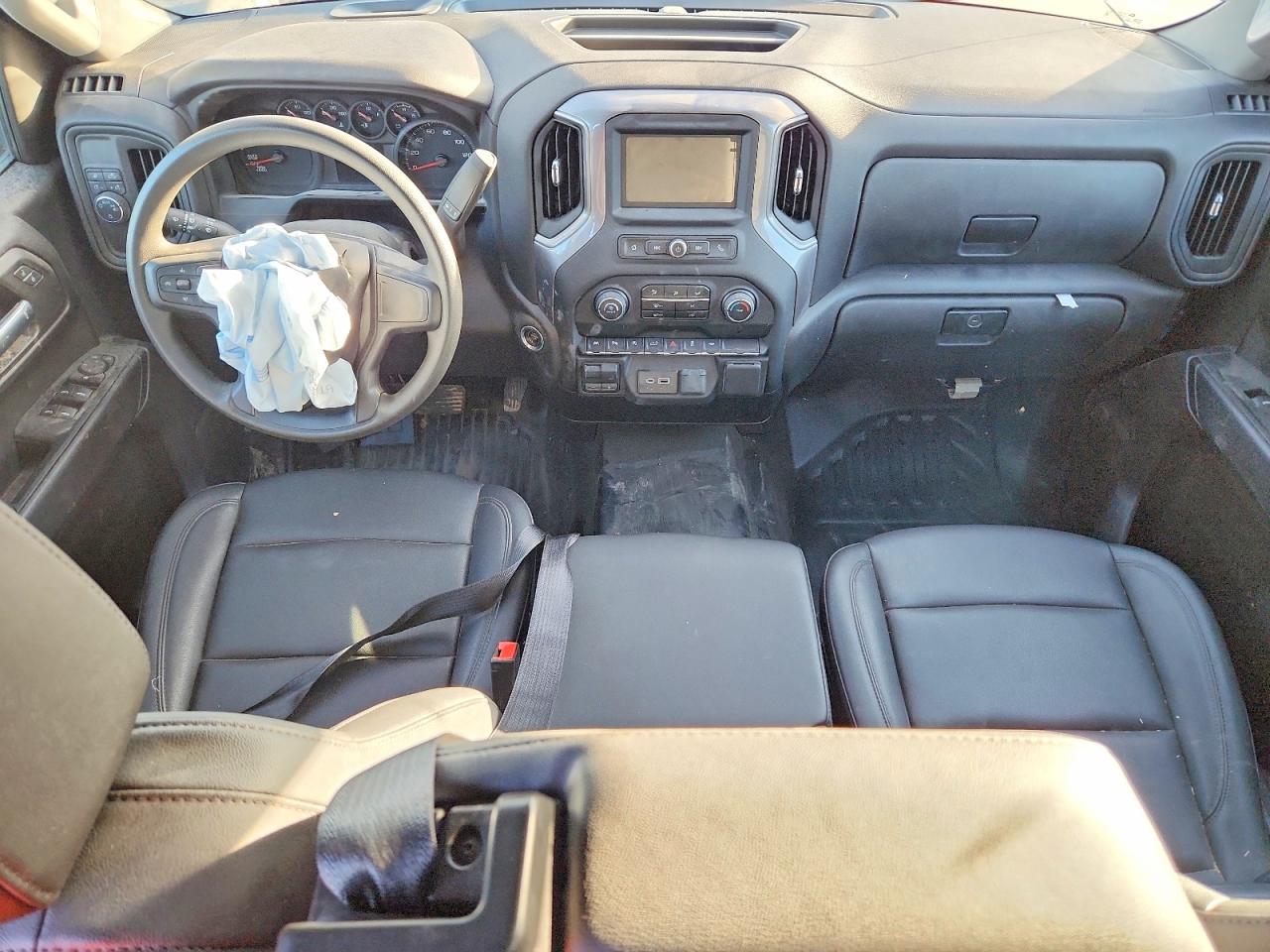 Chevrolet Silverado C1500
