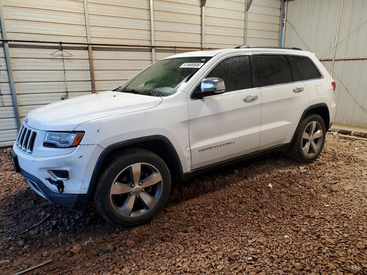 Salvage Jeep Cherokee Image