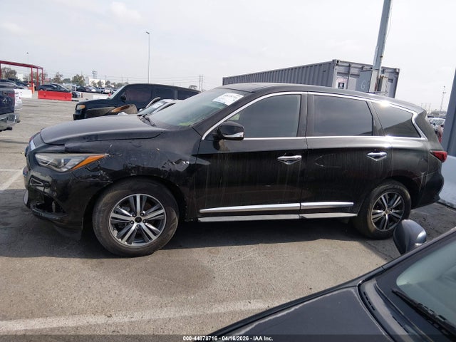 INFINITI Qx Pure Awd