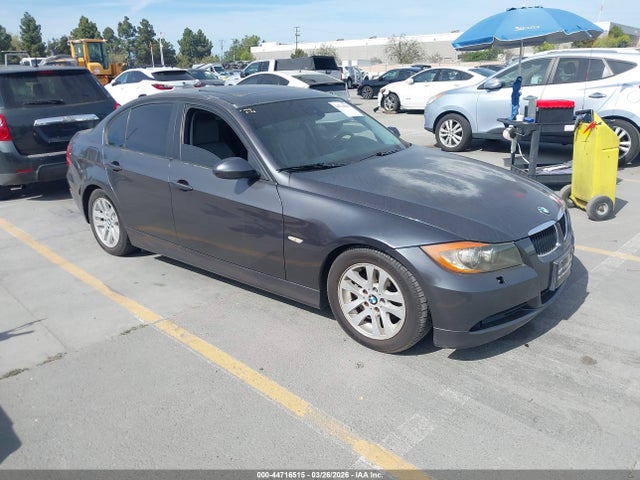 Salvage BMW 3 Series Image