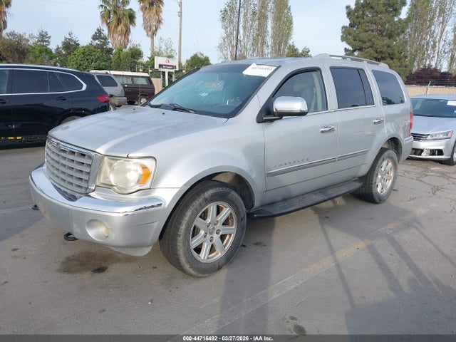 Chrysler Aspen Limited