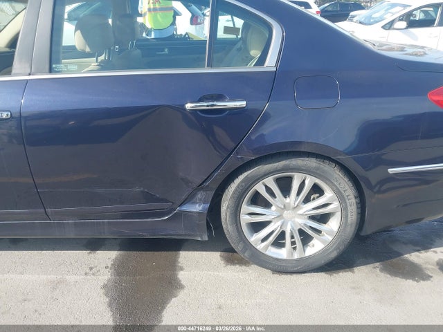 Hyundai Genesis 3.8