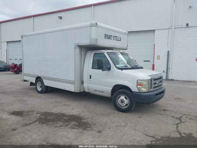 Salvage Ford E-450 Image