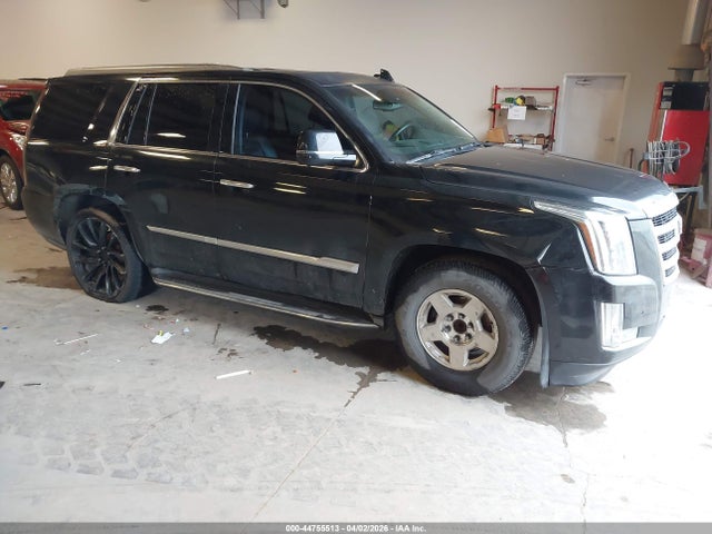 Salvage Cadillac Escalade Image