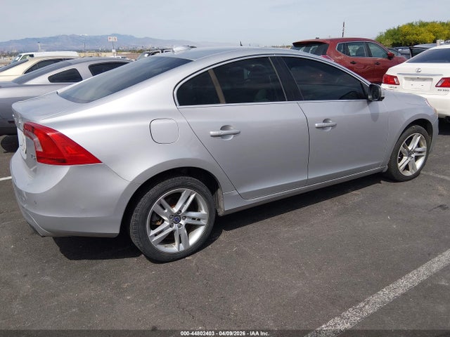 Volvo S60 T5 Premier Plus