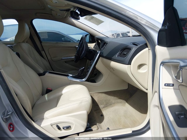 Volvo S60 T5 Premier Plus