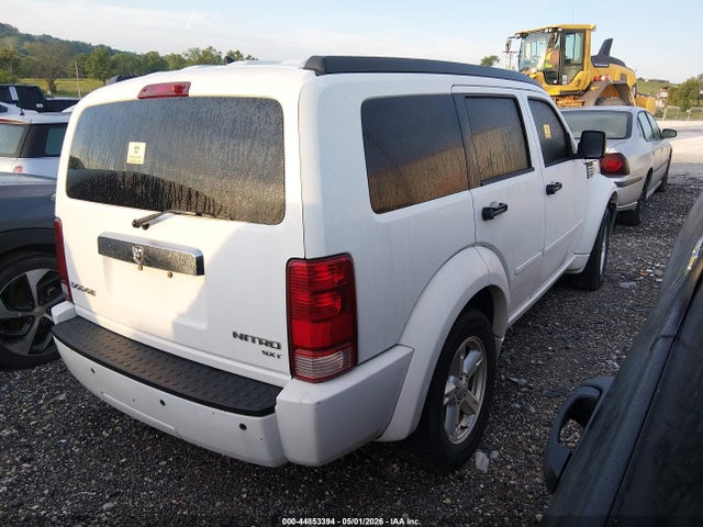 Dodge Nitro Sxt