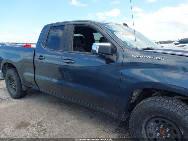 Chevrolet Silverado 1500 4wd  Standard Bed Lt