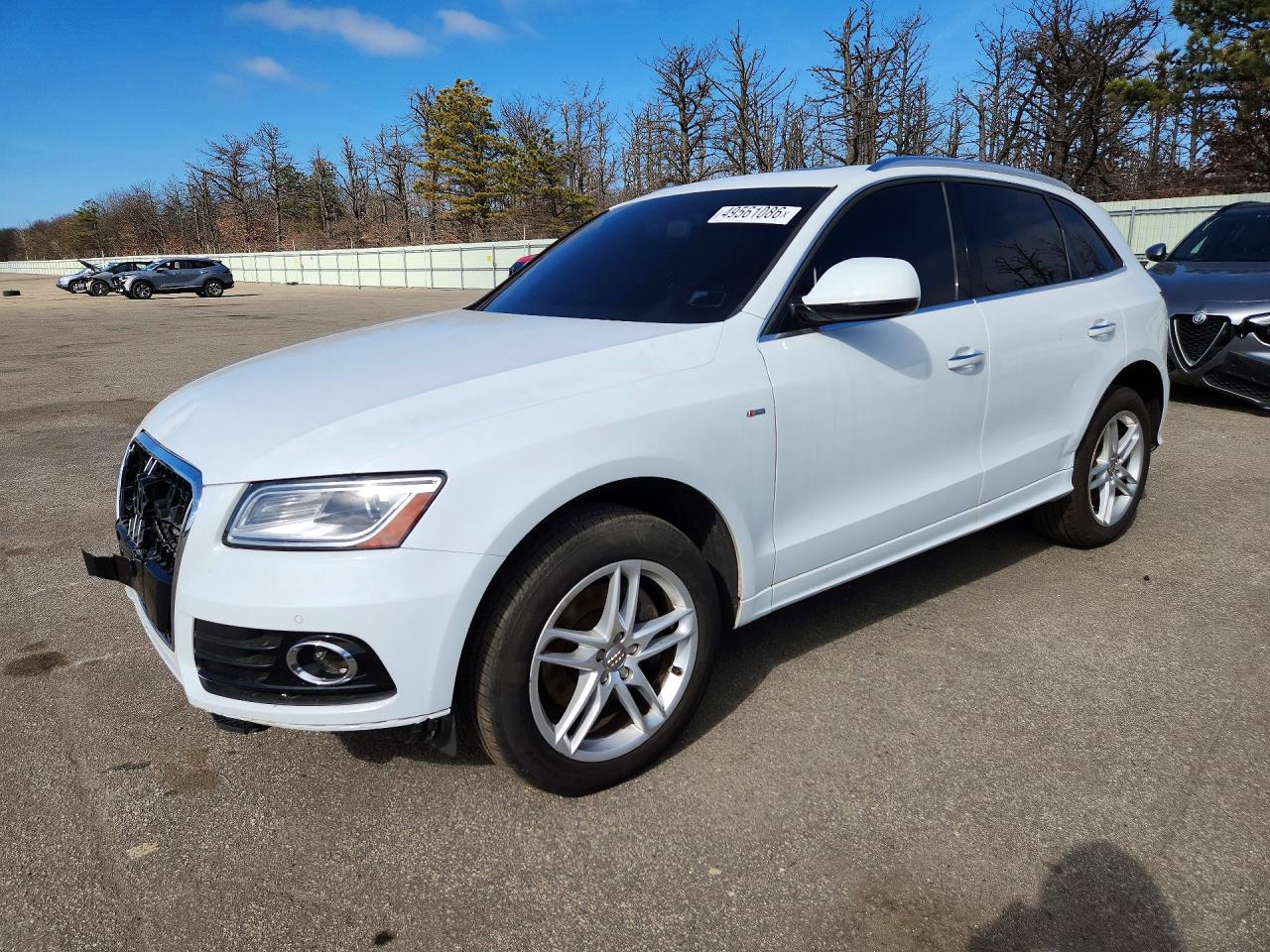 Salvage Audi Q5 Image