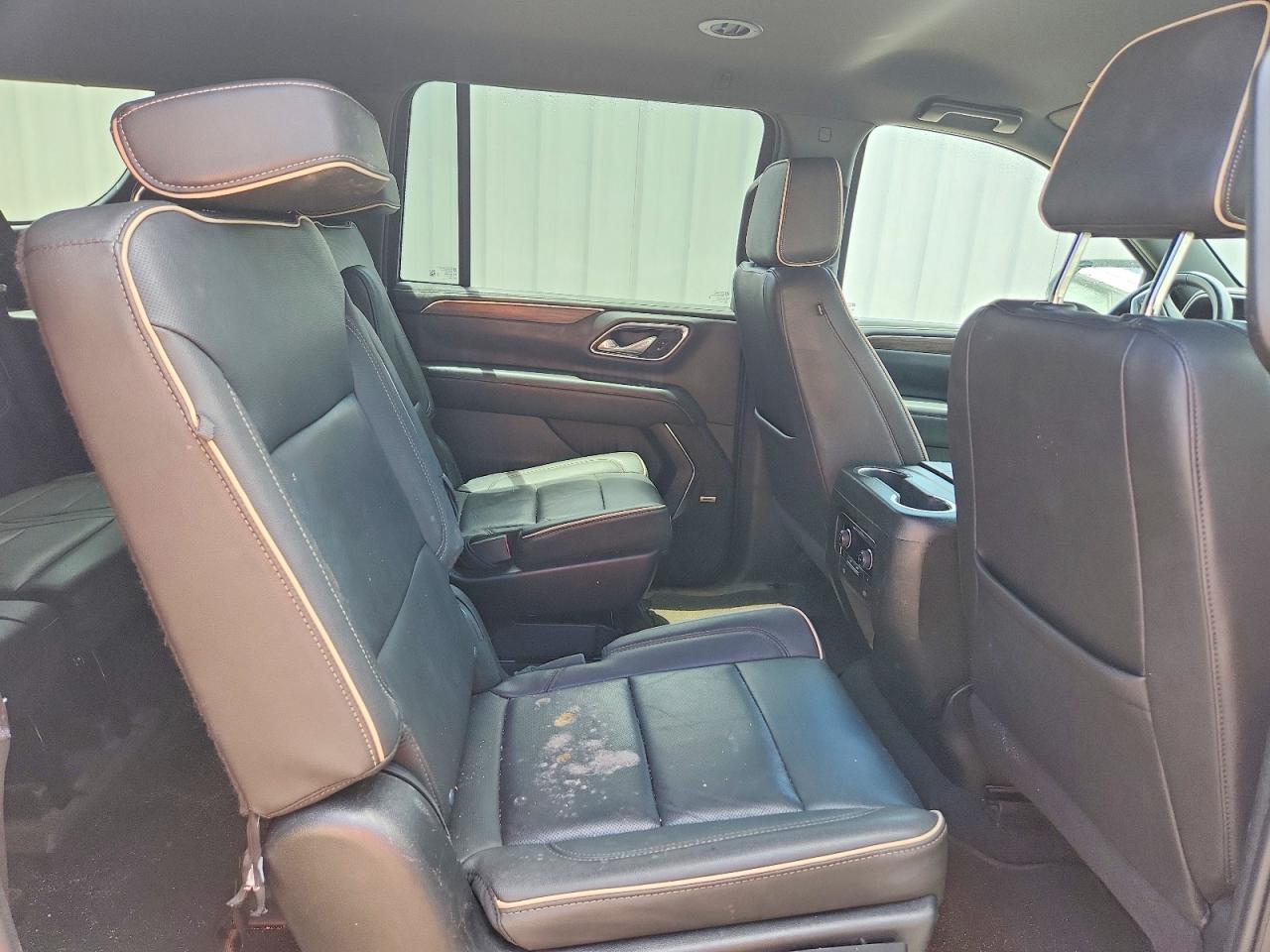 Chevrolet Suburban C1500 Premier