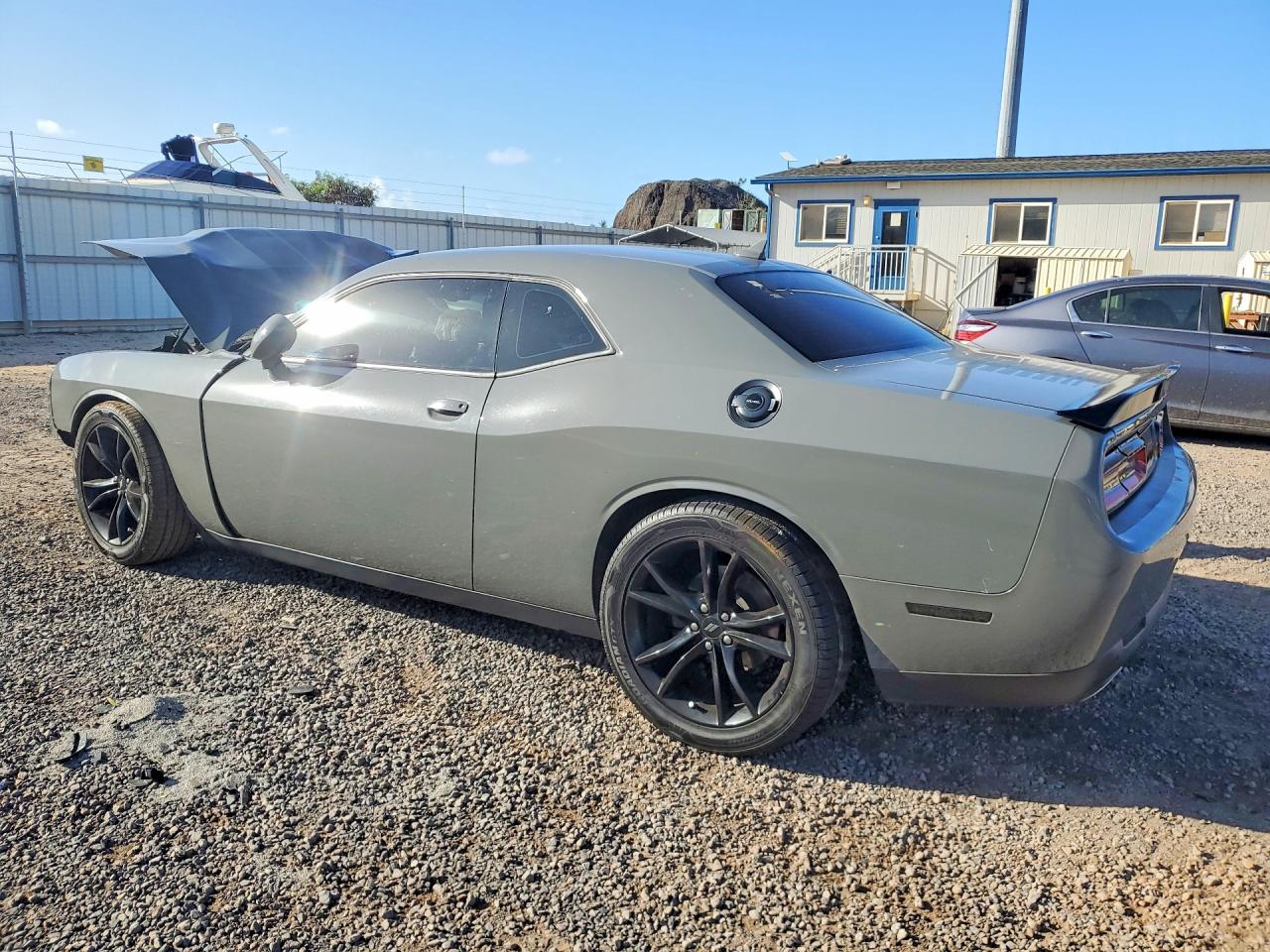 Dodge Challenger Sxt