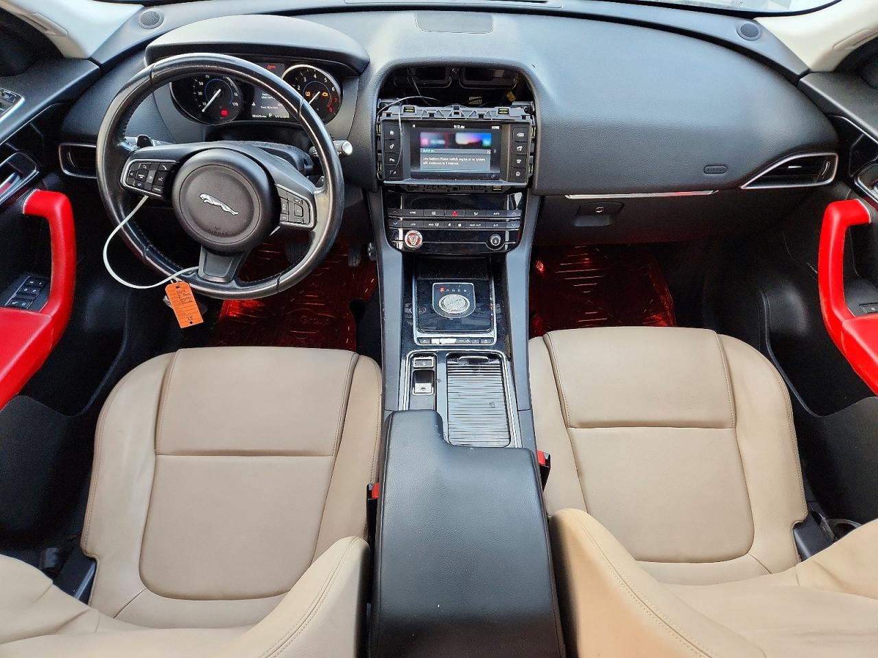 Jaguar F-PACE Premium