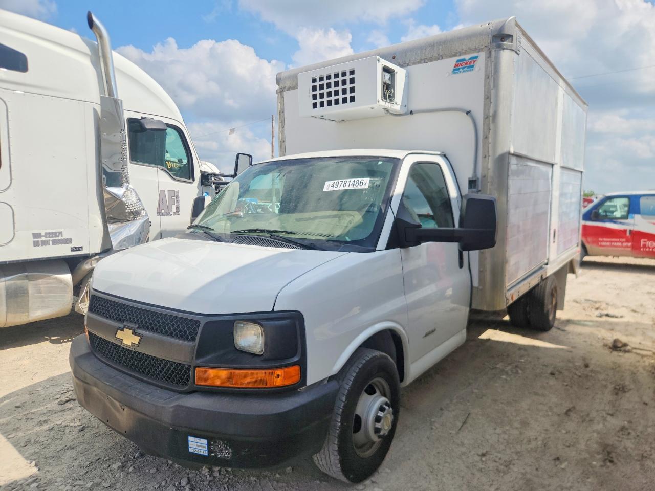 Salvage Chevrolet Express Image