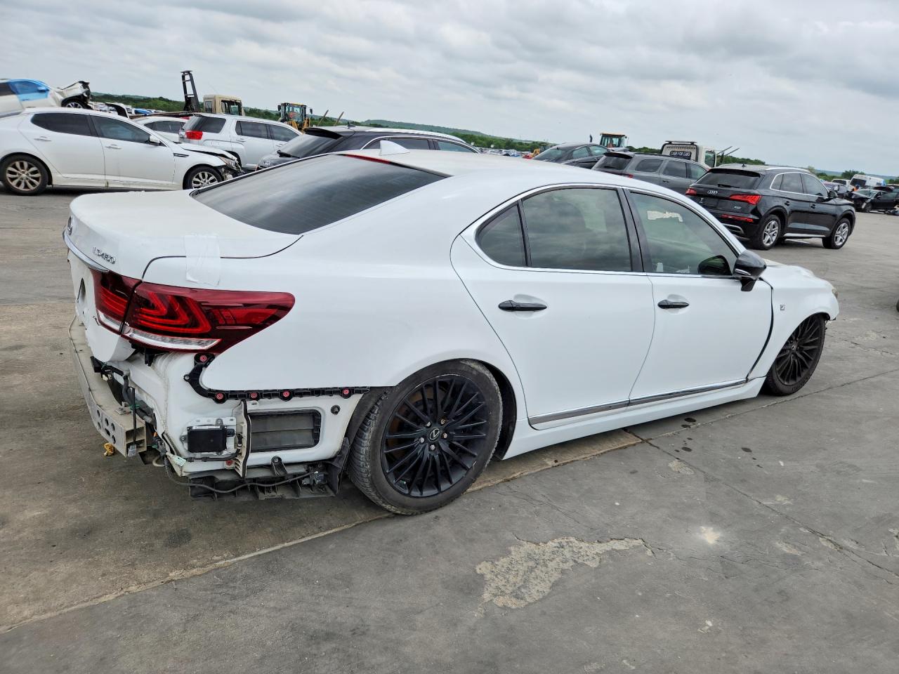 Lexus LS 460