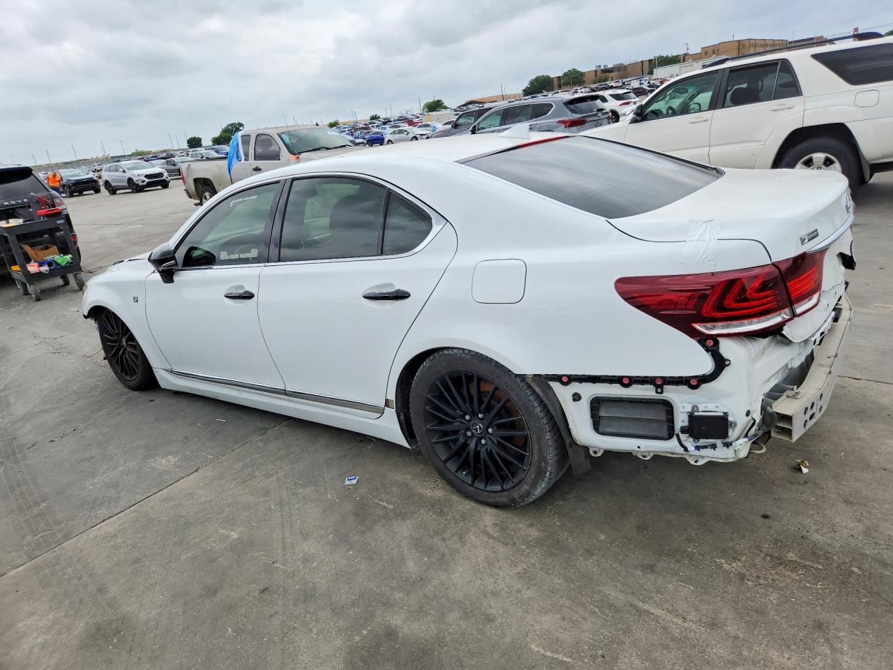 Lexus LS 460