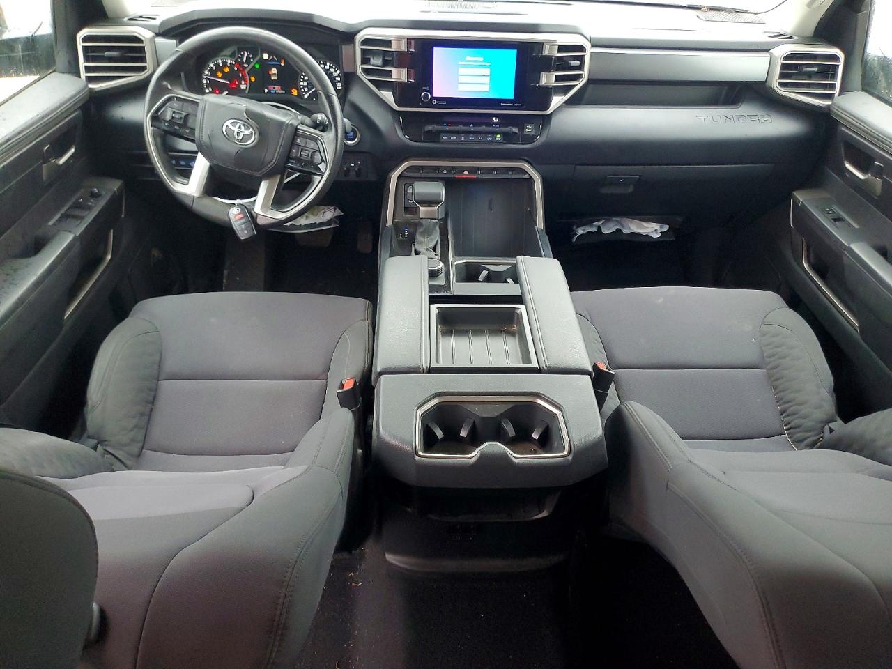Toyota Tundra Crewmax Sr5