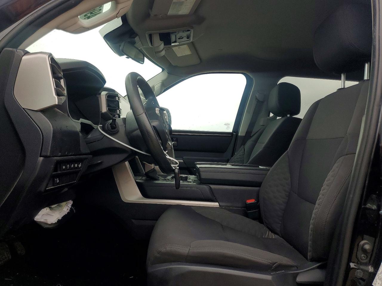 Toyota Tundra Crewmax Sr5