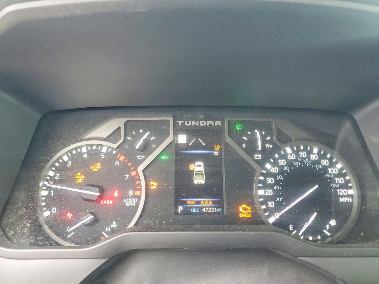 Toyota Tundra Crewmax Sr5