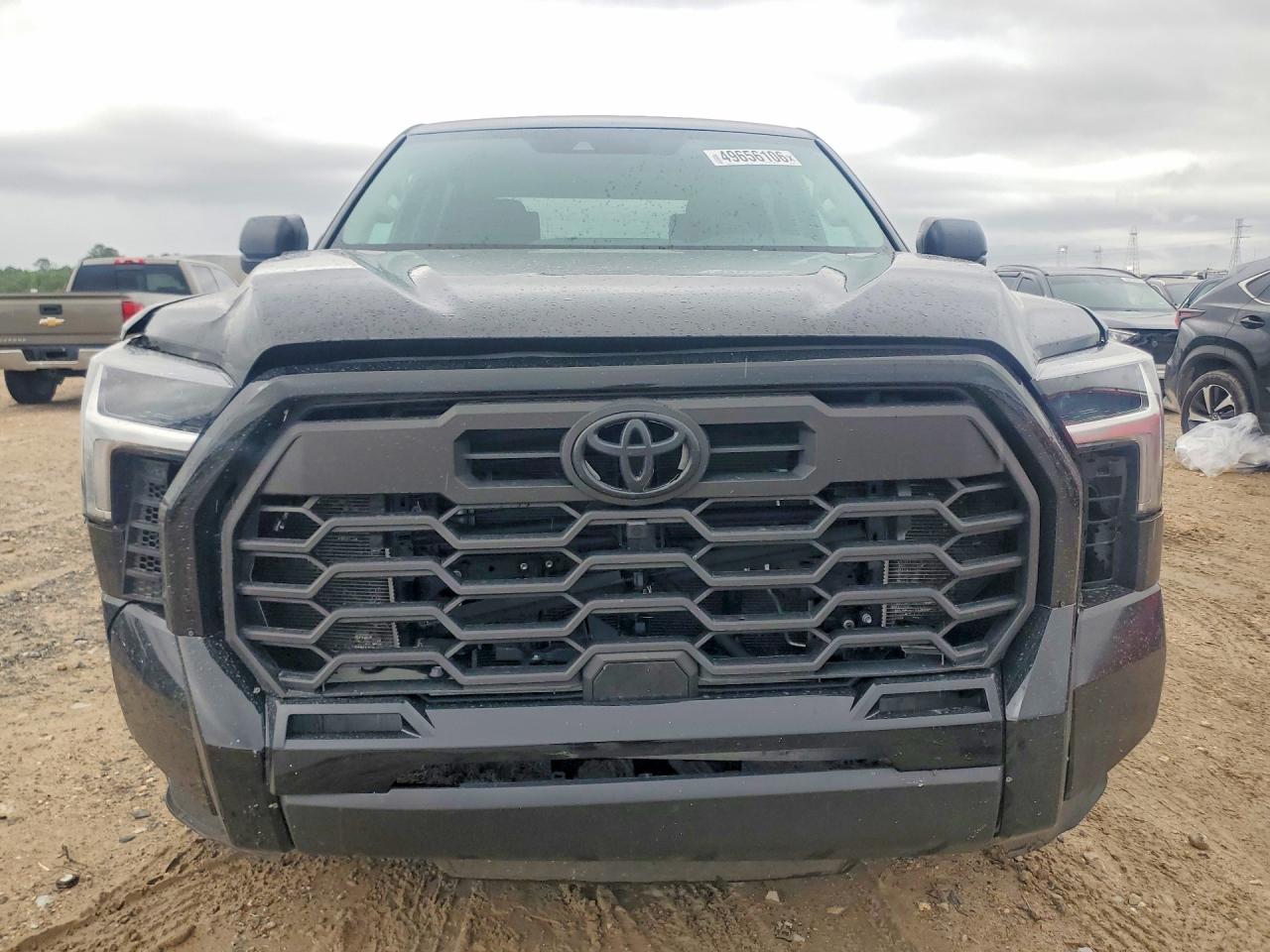Toyota Tundra Crewmax Sr5