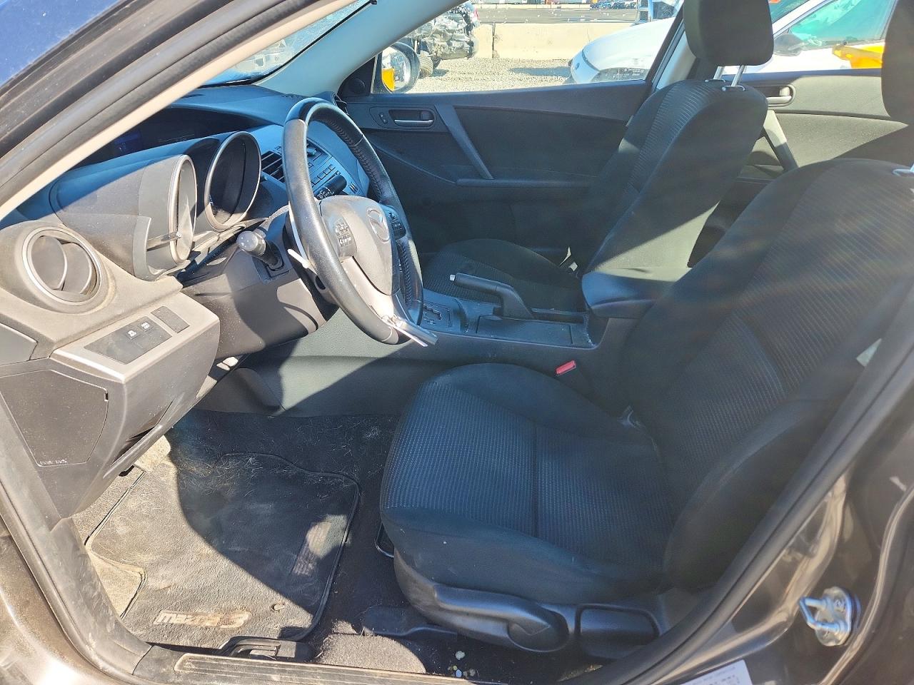 Mazda 3 I