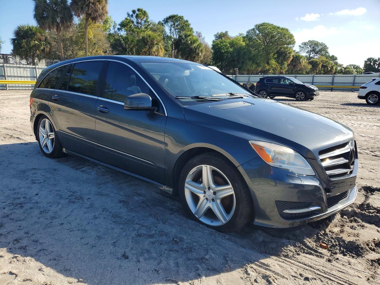Mercedes-Benz R-Class 350 4matic