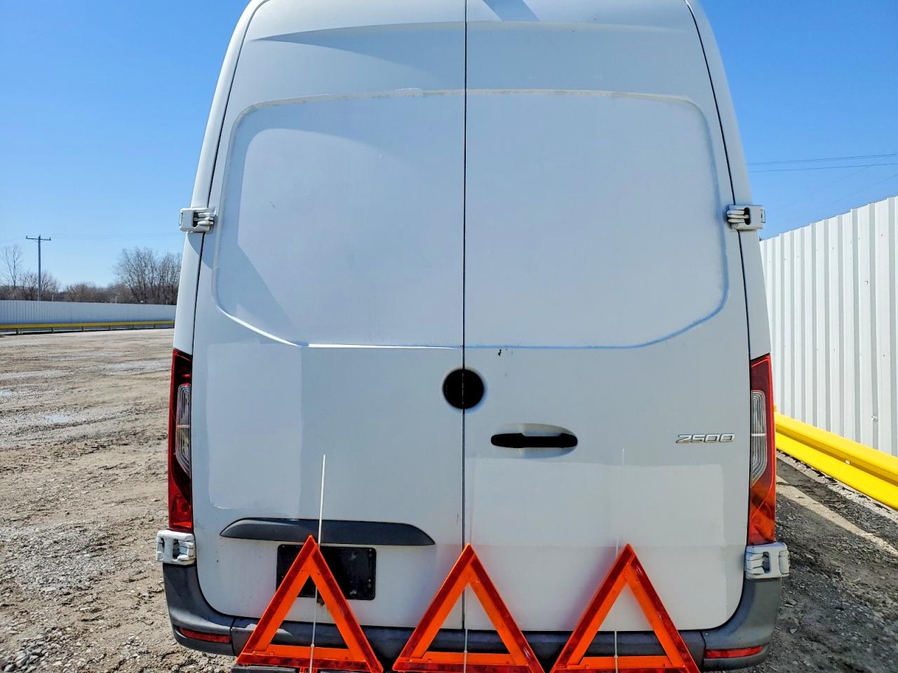Mercedes-Benz Sprinter 2500