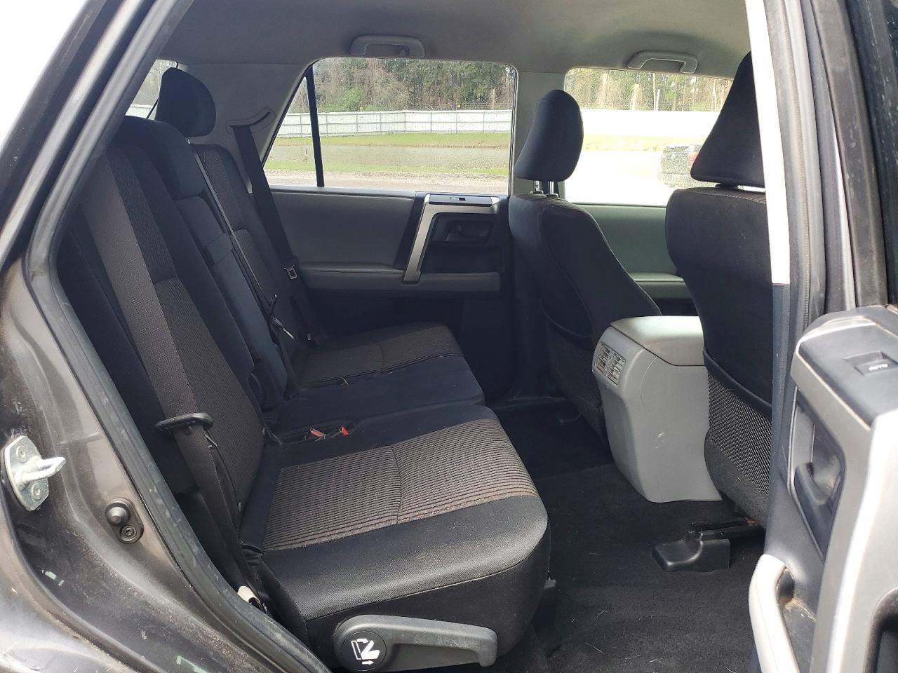 Toyota 4Runner Sr5