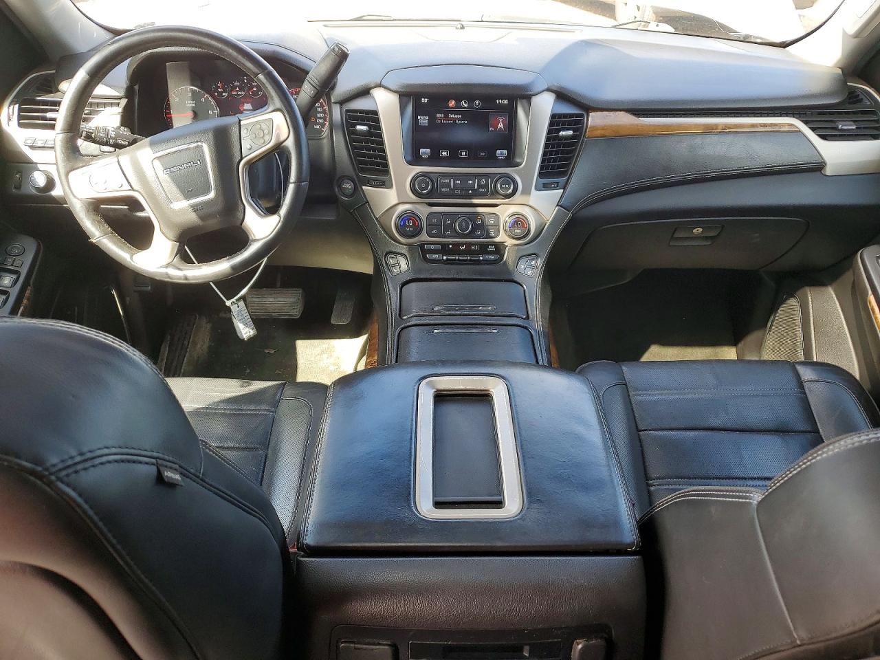GMC Yukon Denali