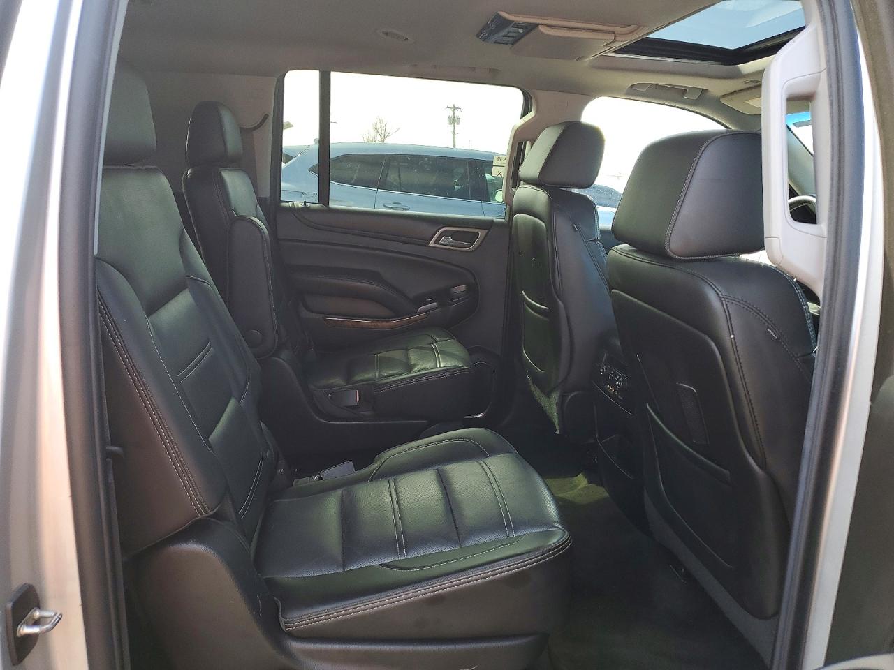 GMC Yukon Denali