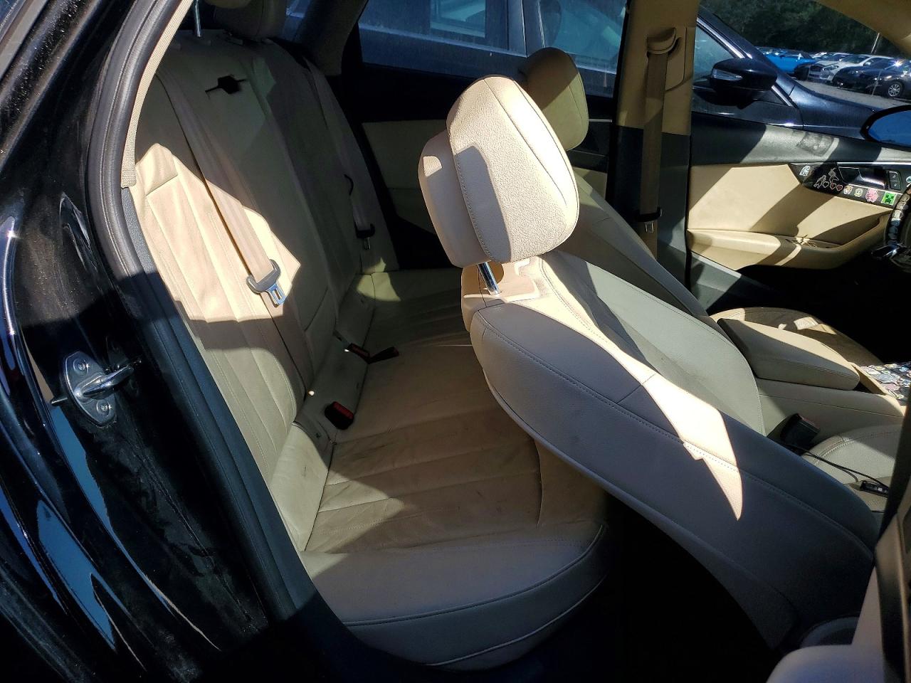 Audi A4 Ultra Premium