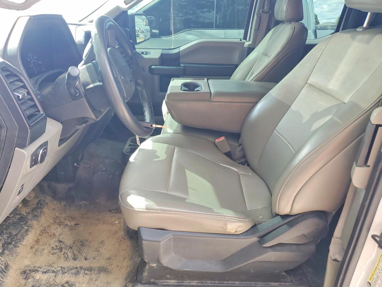 Ford F-150 Super Cab