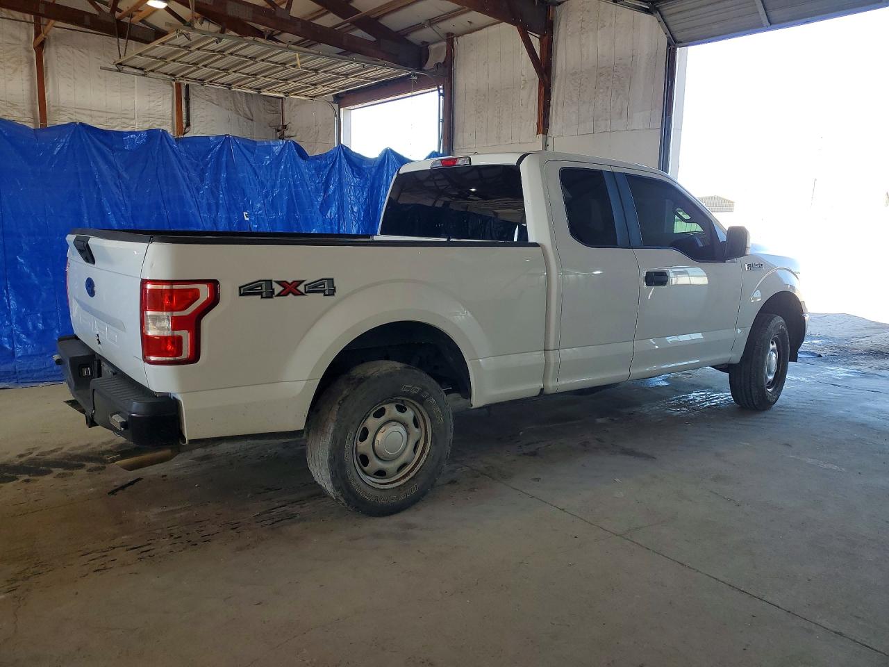 Ford F-150 Super Cab