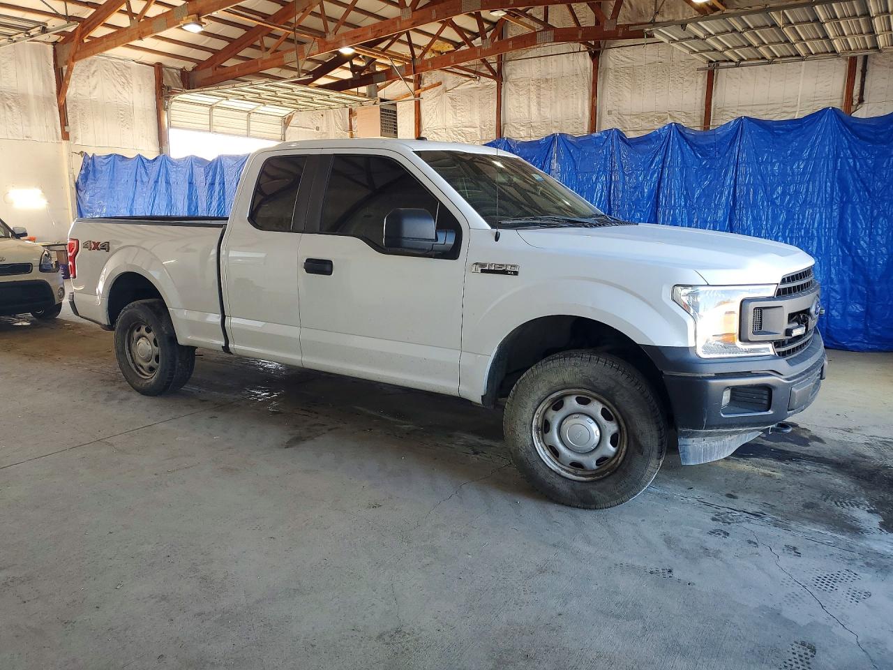Ford F-150 Super Cab