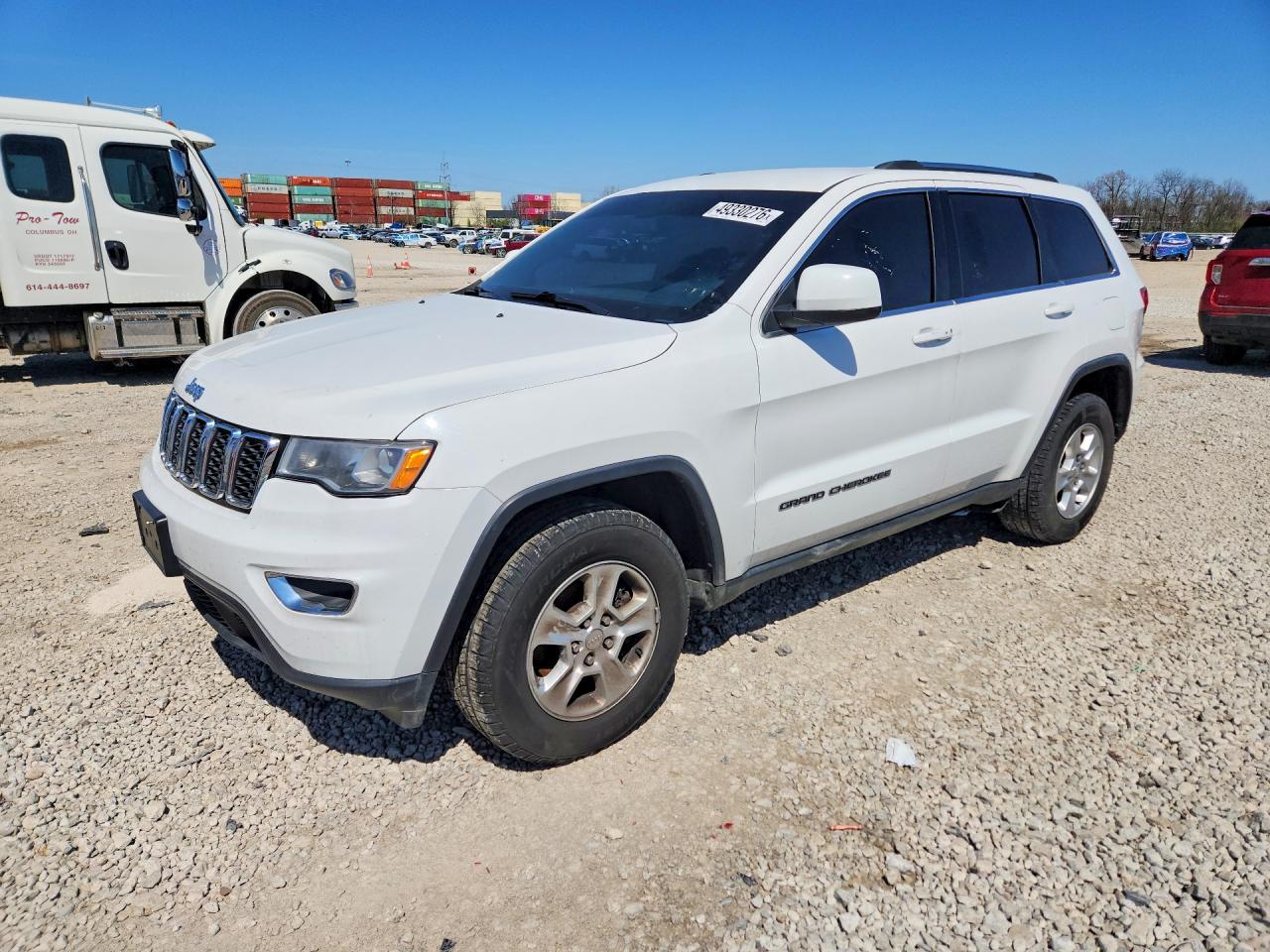 Salvage Jeep Cherokee Image